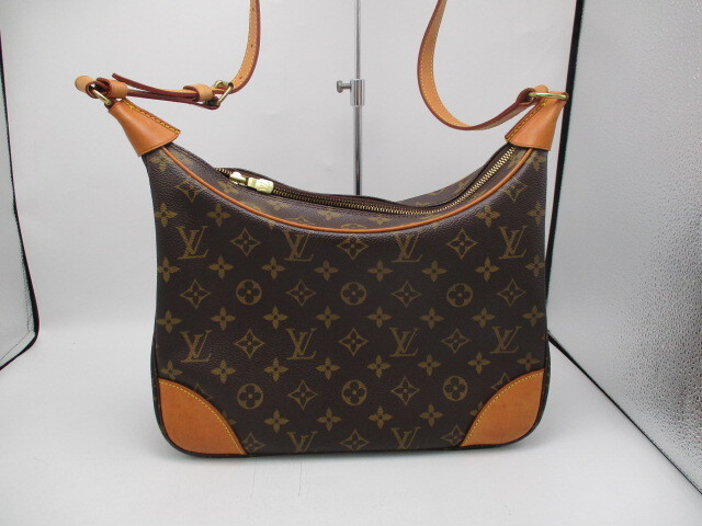 LOUIS VUITTON　ルイヴィトン　ショルダーバッグ　ブローニュ