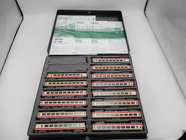 鉄道模型　Nゲージ　西武鉄道　5000系　レッドアロー