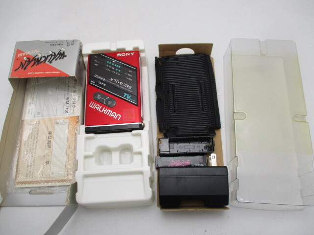 ソニー SONY ウォークマン WALKMAN WM-F101