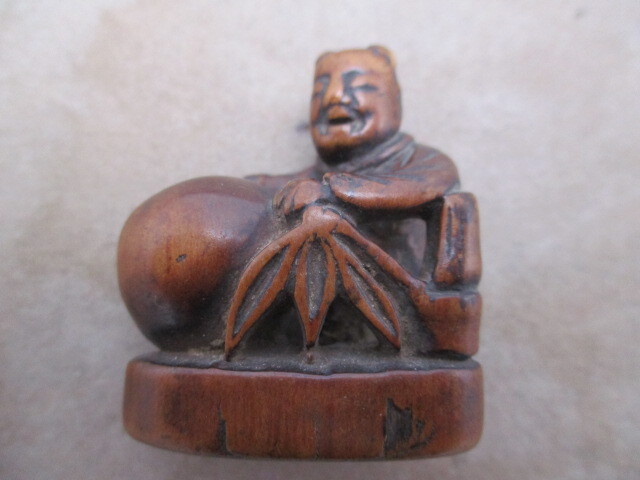 レトロ アンティーク 骨董品 中国美術 根付 球を持つ女性 木製
