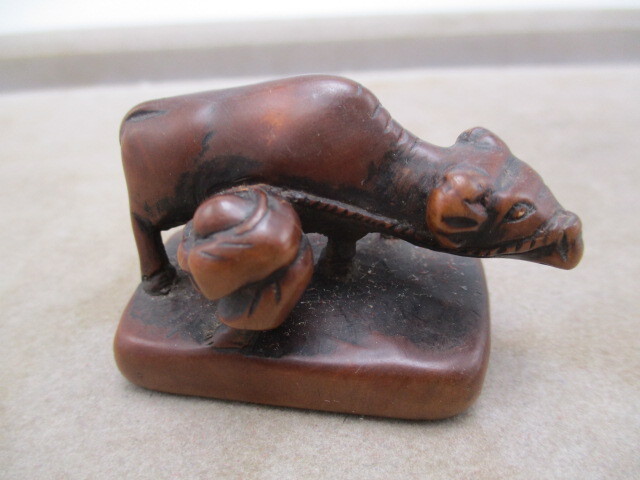 レトロ アンティーク 骨董品 根付 牛と牛方 木製